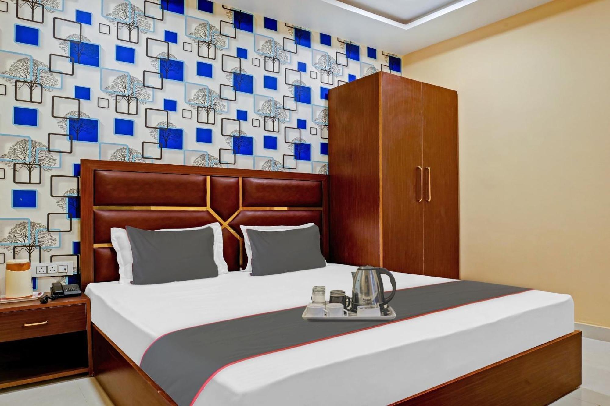 Hotel O Blue Diamond Prayagraj Exterior photo
