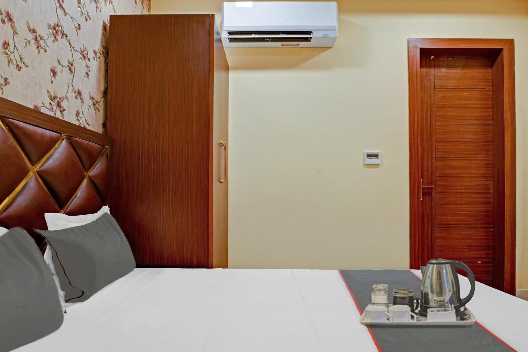 Hotel O Blue Diamond Prayagraj Exterior photo