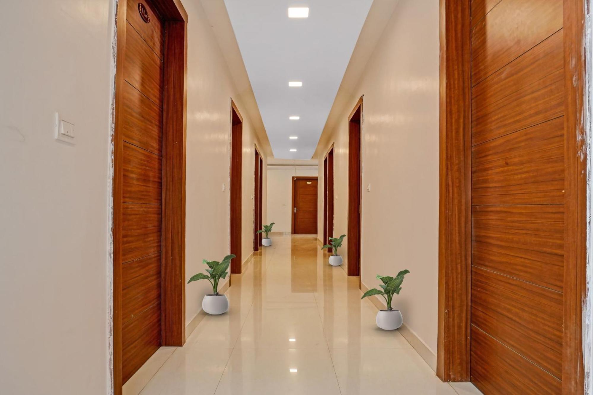 Hotel O Blue Diamond Prayagraj Exterior photo
